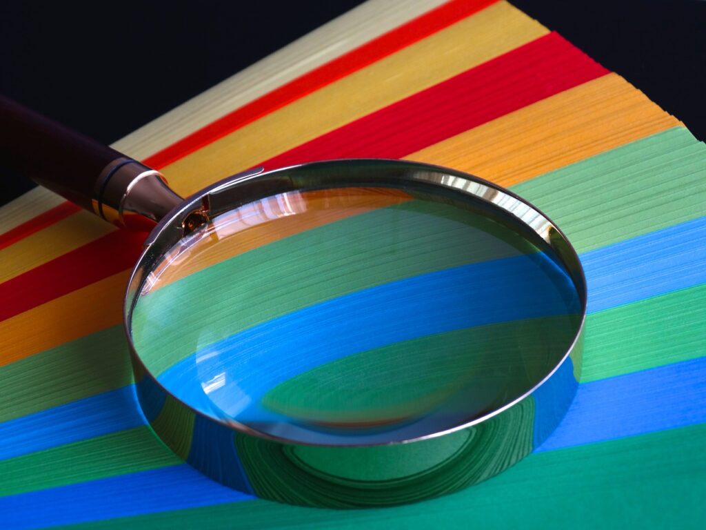 magnifying glass, quality, paper-633057.jpg